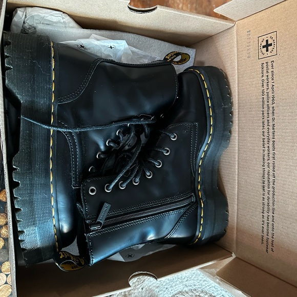 Doc Marten Platforms - Picture 4 of 5